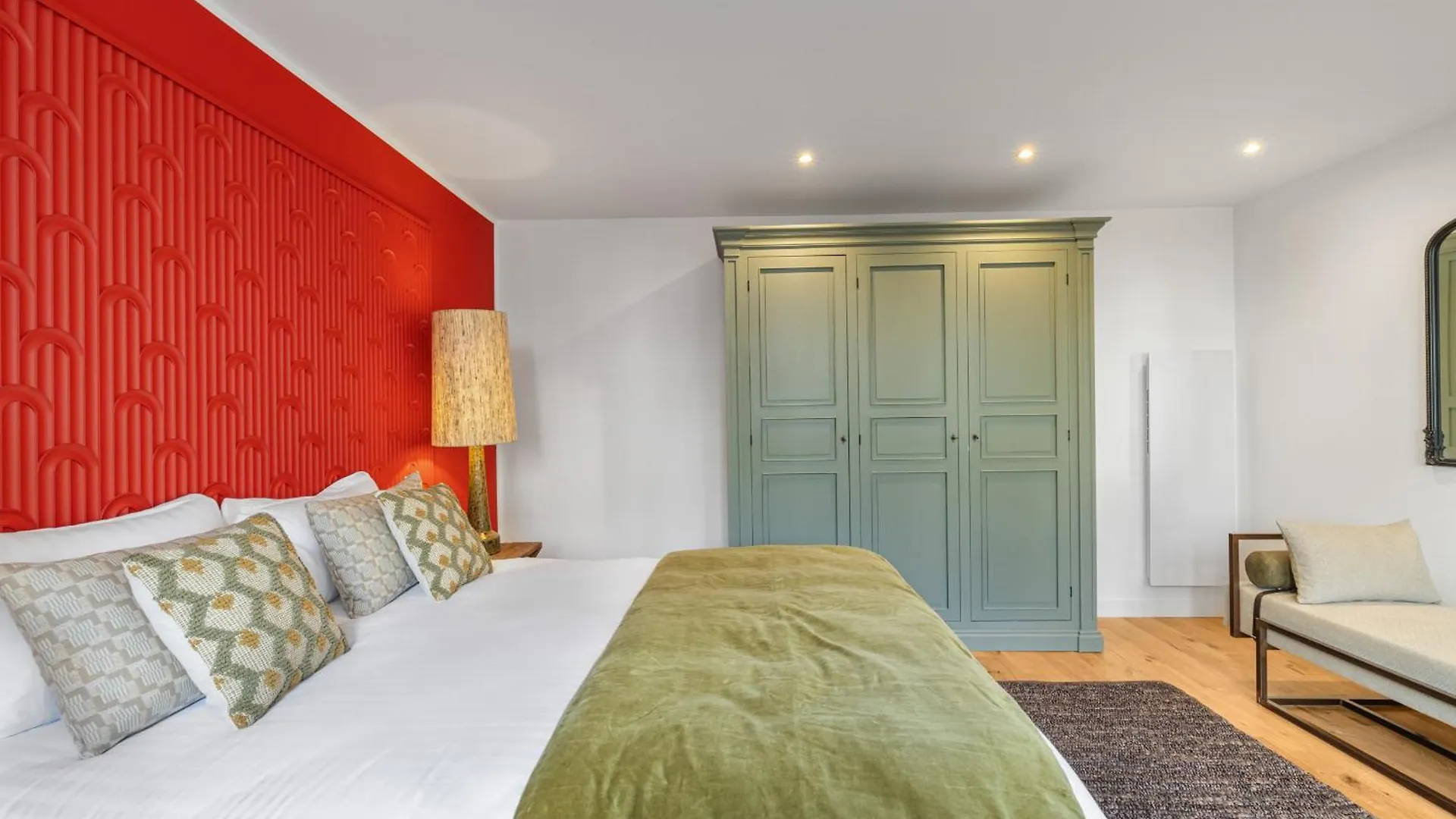 Scarlett Apartment Paris